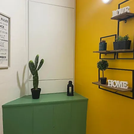 Parisio One Bedroom Maisonette In