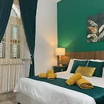 Parisio One Bedroom Maisonette In 公寓 *