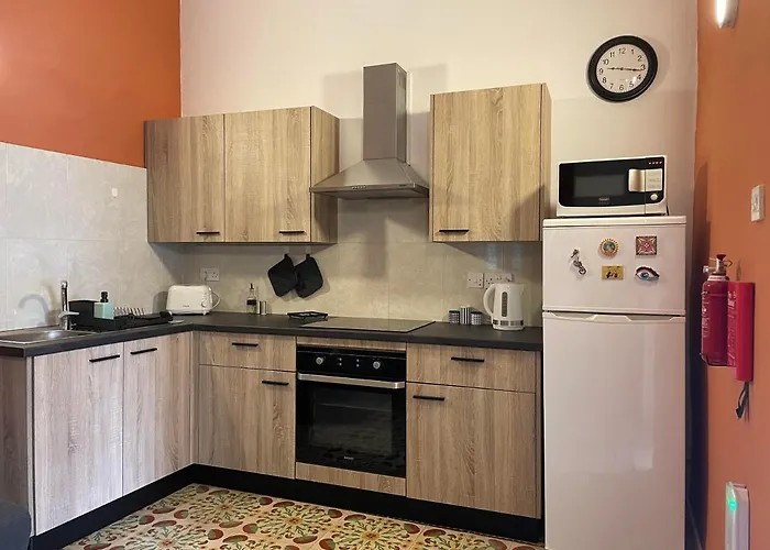 Parisio One Bedroom Maisonette In