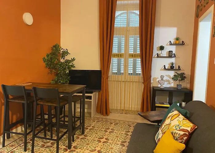 Parisio One Bedroom Maisonette In Sliema
