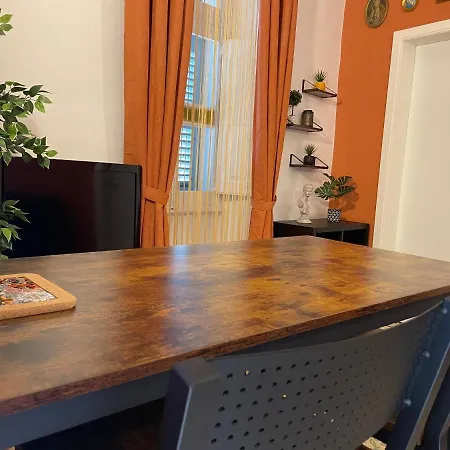 Parisio One Bedroom Maisonette In *