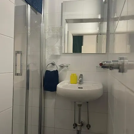 Appartement Parisio One Bedroom Maisonette In